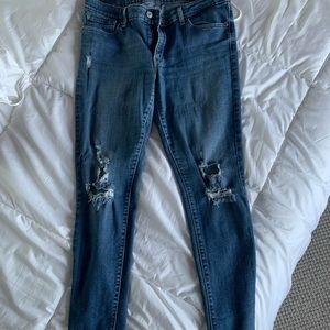 women’s denim ripped jeans